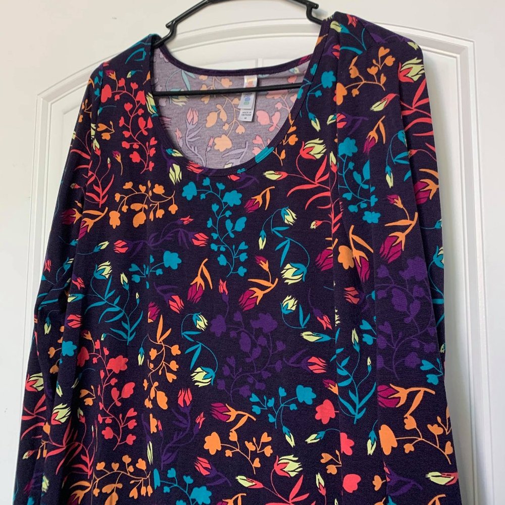 Lularoe Lynnae Long Sleeve Shirt